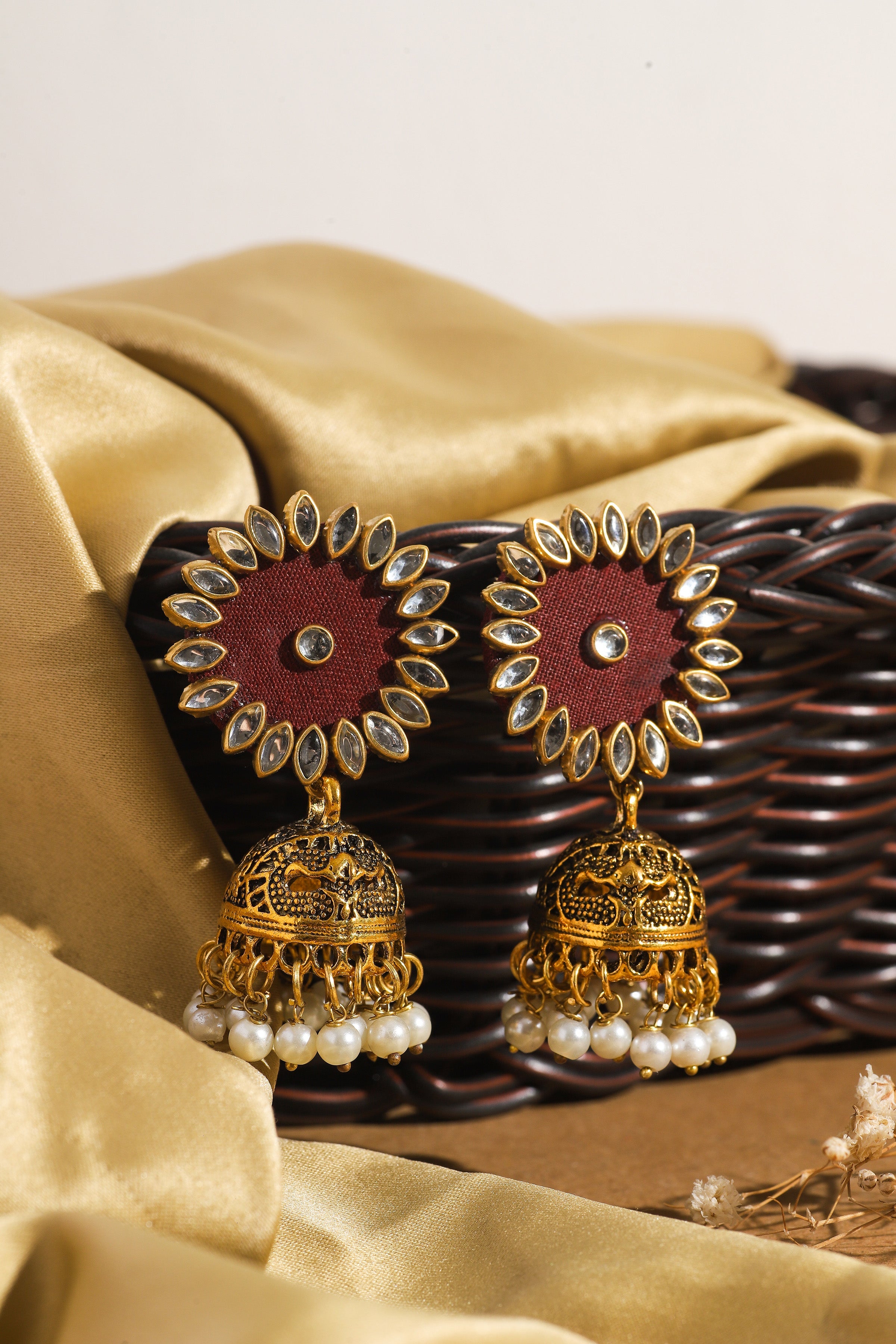 Gulnaar Jhumki