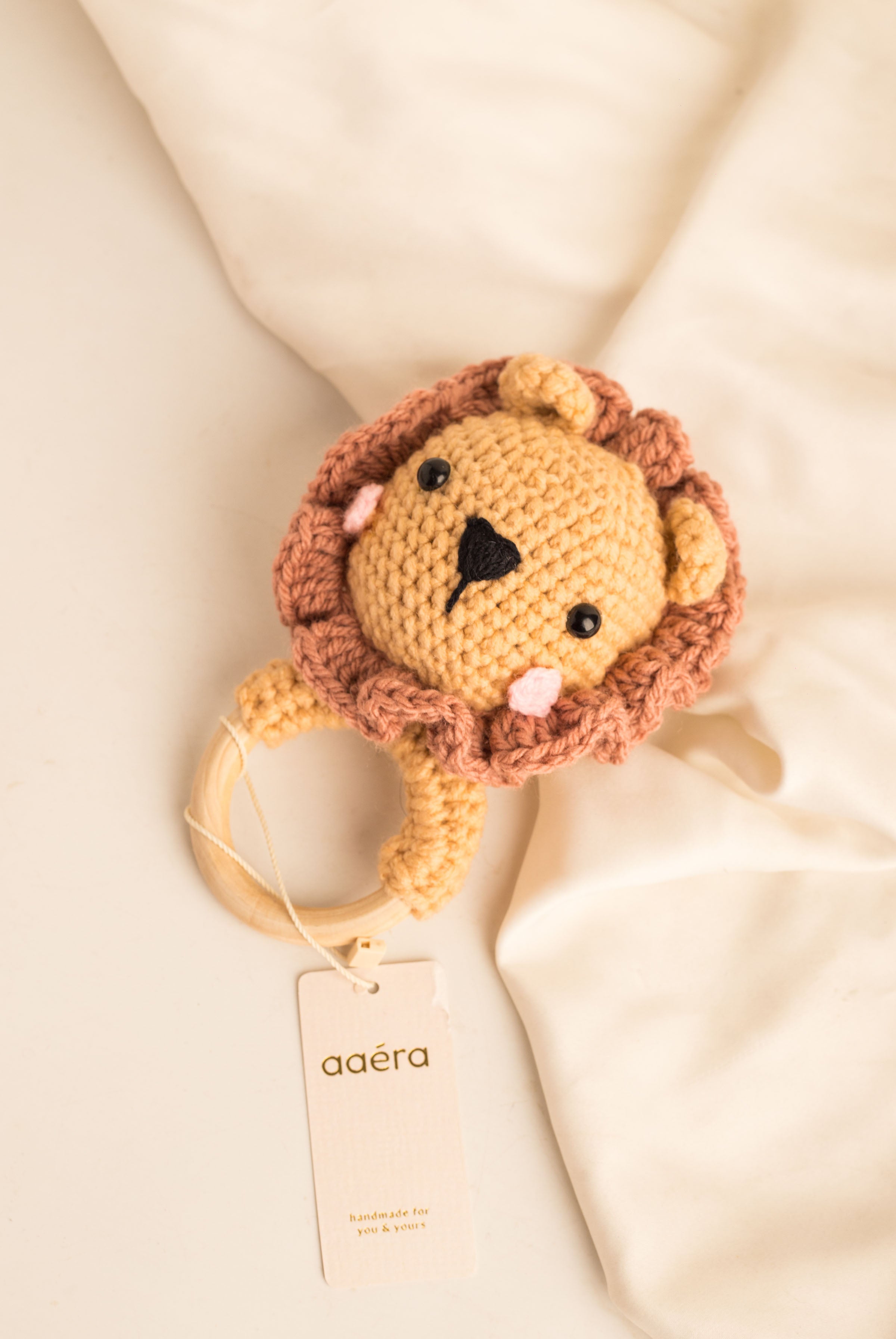 Lion Rattle